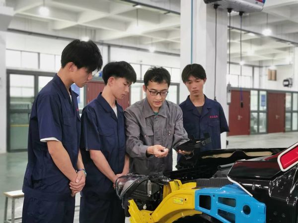 黃山炎培職業學校：深化校企合作  推進產教融合