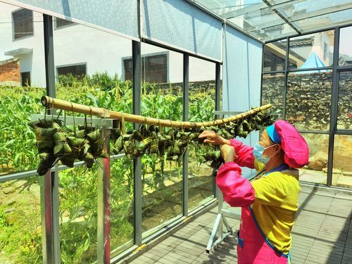 【網絡中國節·端午】蜀源村：傳統端午節 古村粽飄香