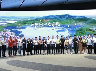 融長入圈：乘勢而上向未來 