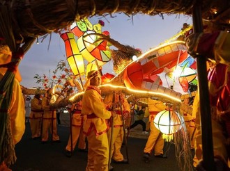 【網(wǎng)絡(luò)中國節(jié)·春節(jié)】“萬人嬉嗨”年味游園會