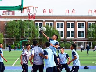 奮進在教育強國大路上——新中國成立75周年教育事業發展成就綜述