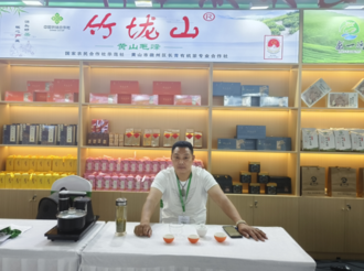 杜長青：提高茶葉品質 打響品牌優勢